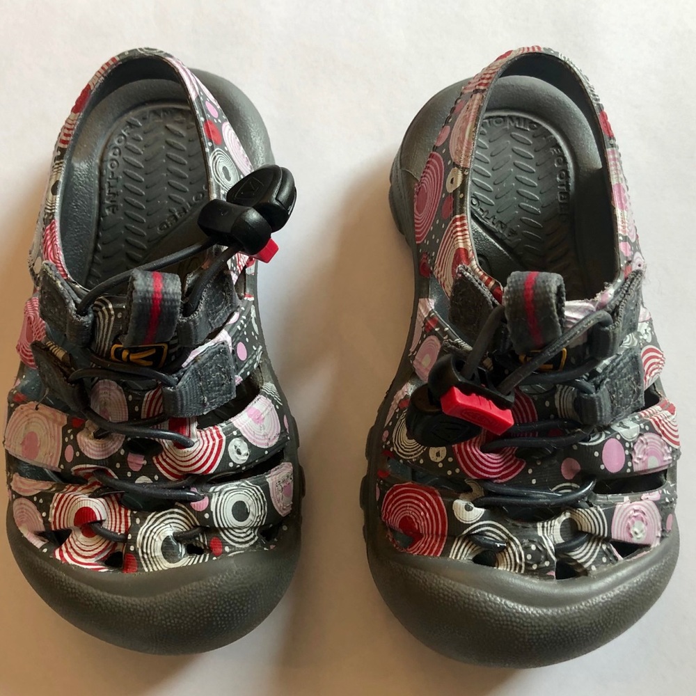 Keen waterproof sandals size 8